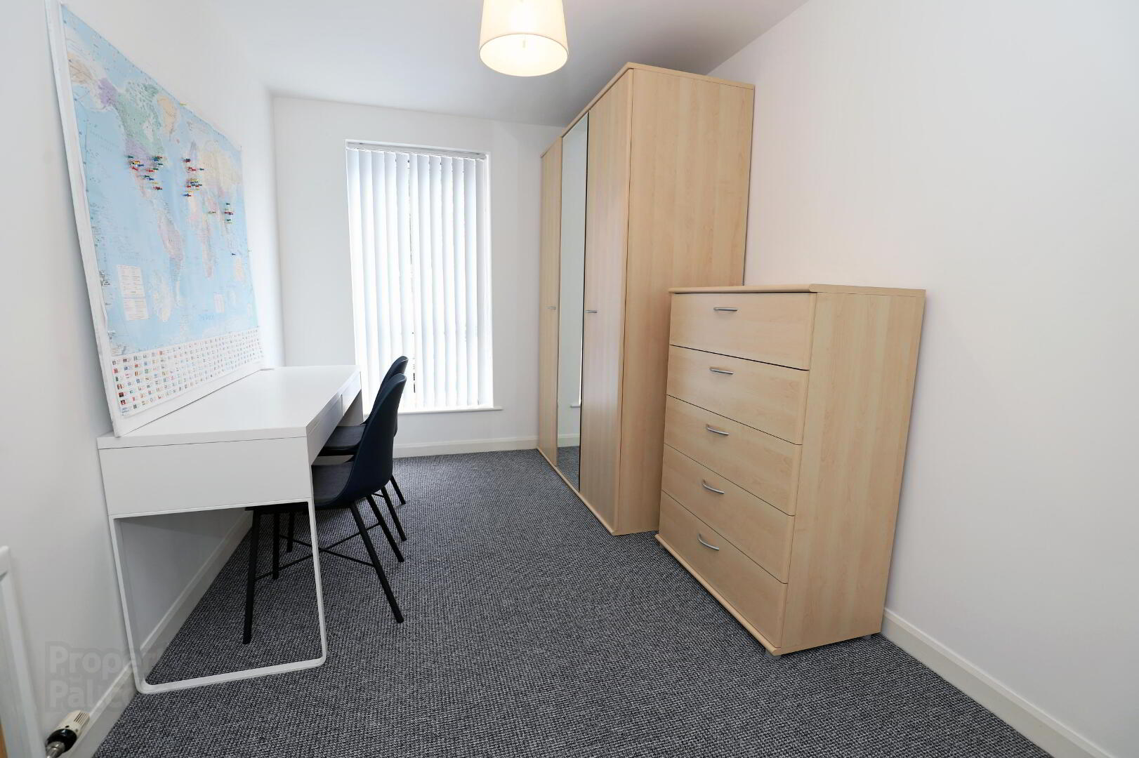 Spacious Modern Apartment, 46 Montgomery Chase 11 of 14