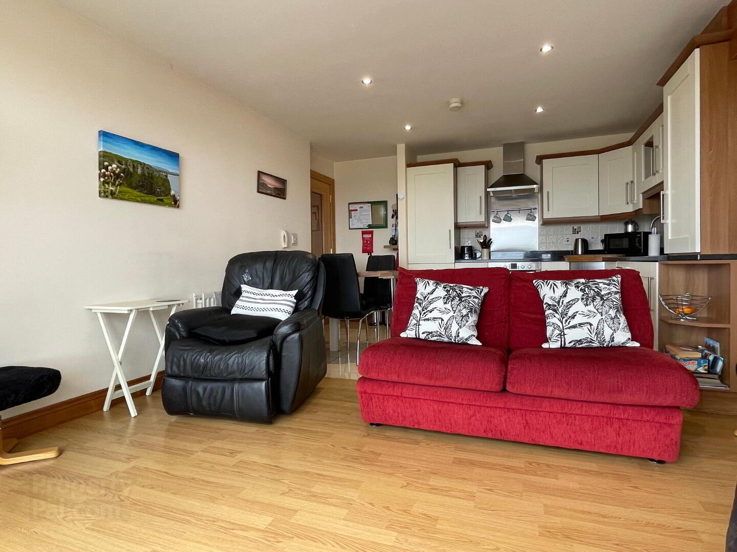 Apt 8 Bayhead House, Bayhead Road 11 of 28