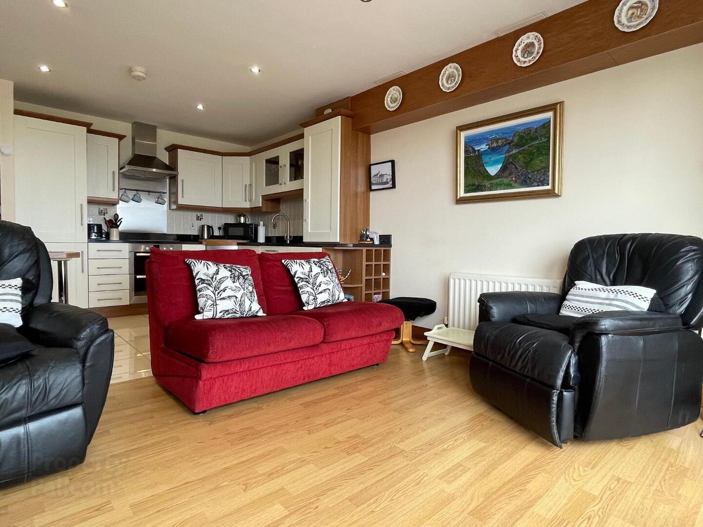 Apt 8 Bayhead House, Bayhead Road 12 of 28