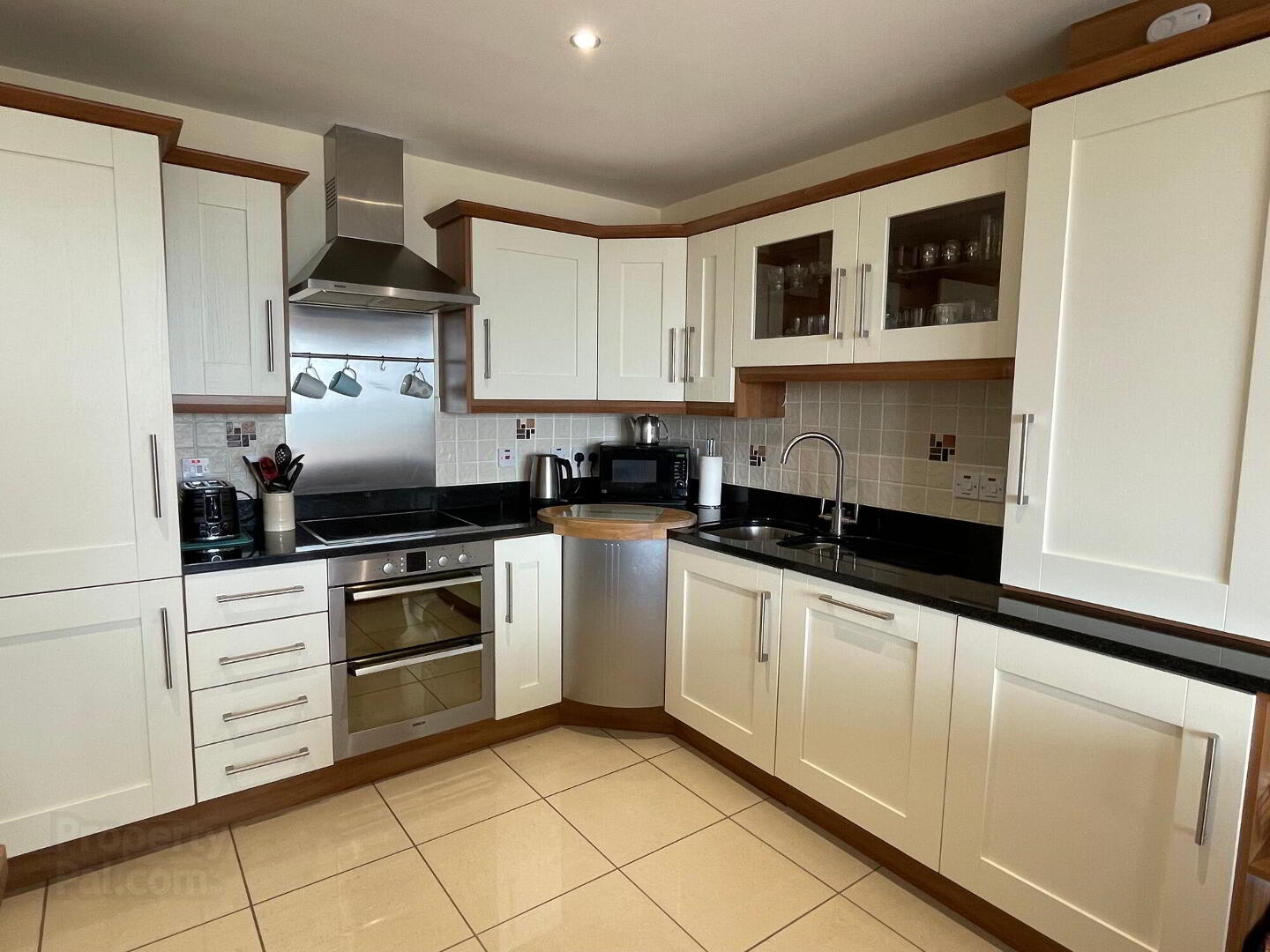 Apt 8 Bayhead House, Bayhead Road 14 of 28