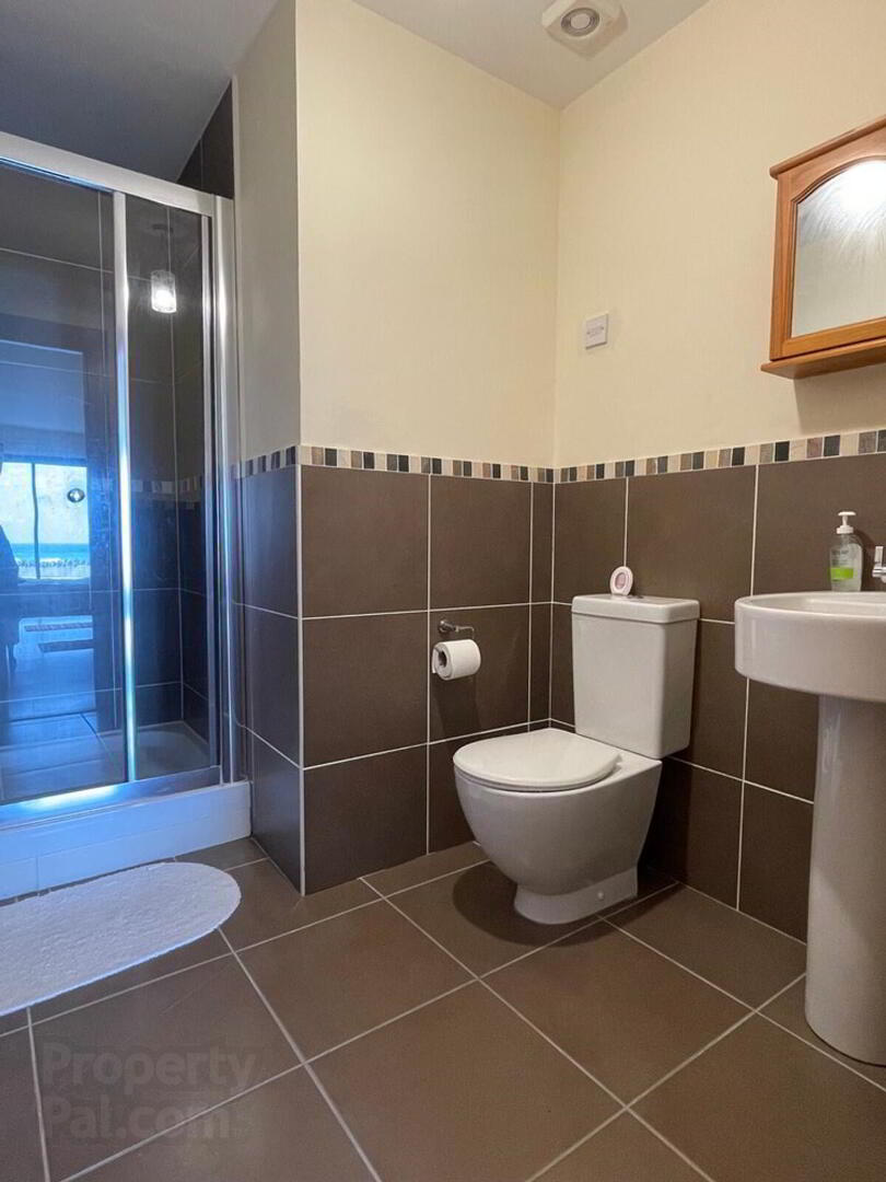 Apt 8 Bayhead House, Bayhead Road 18 of 28