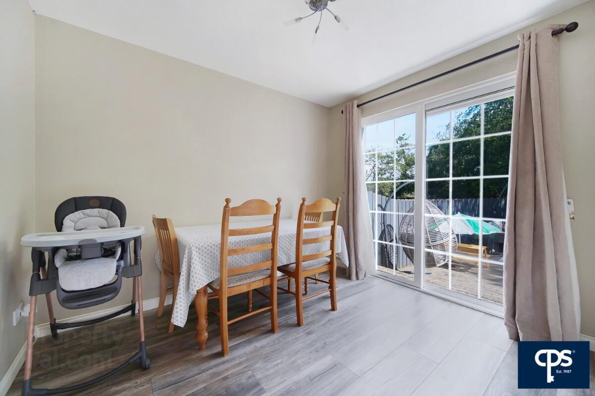 33 Willowmount Avenue 11 of 28