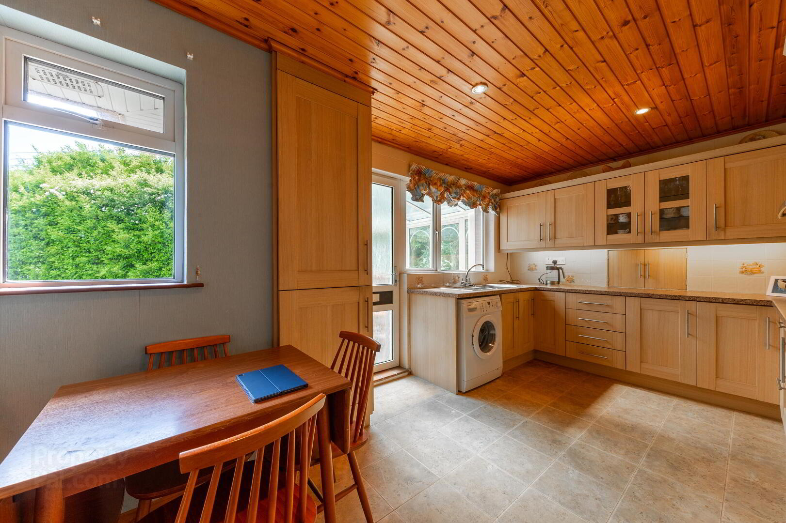 3 Gilbert Crescent 11 of 28