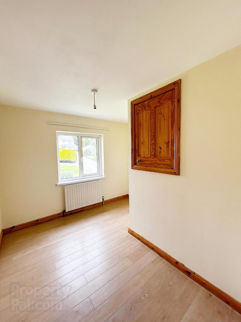 18 St Julians Way 11 of 15