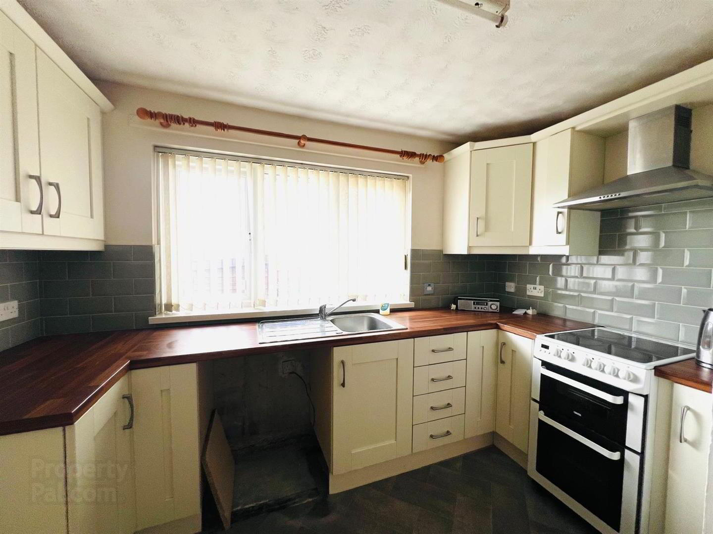 10 Avish Gardens 5 of 9