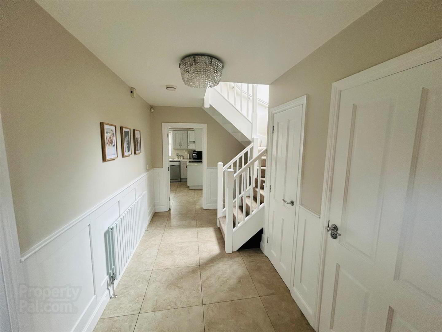 13 Ivy Mead Close 5 of 26