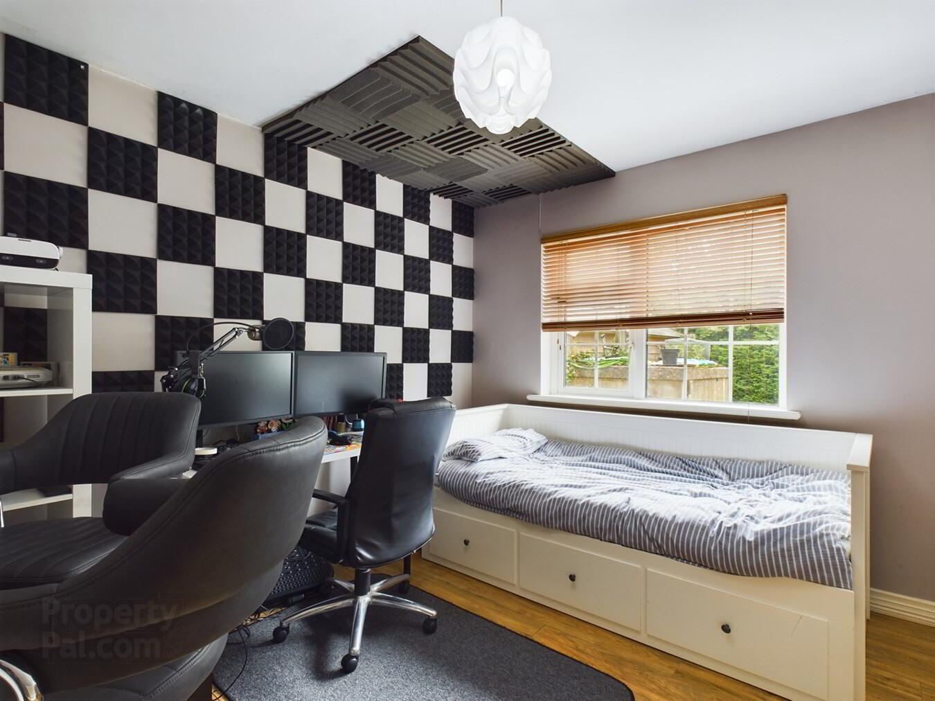 69 Ursuline Court 5 of 16