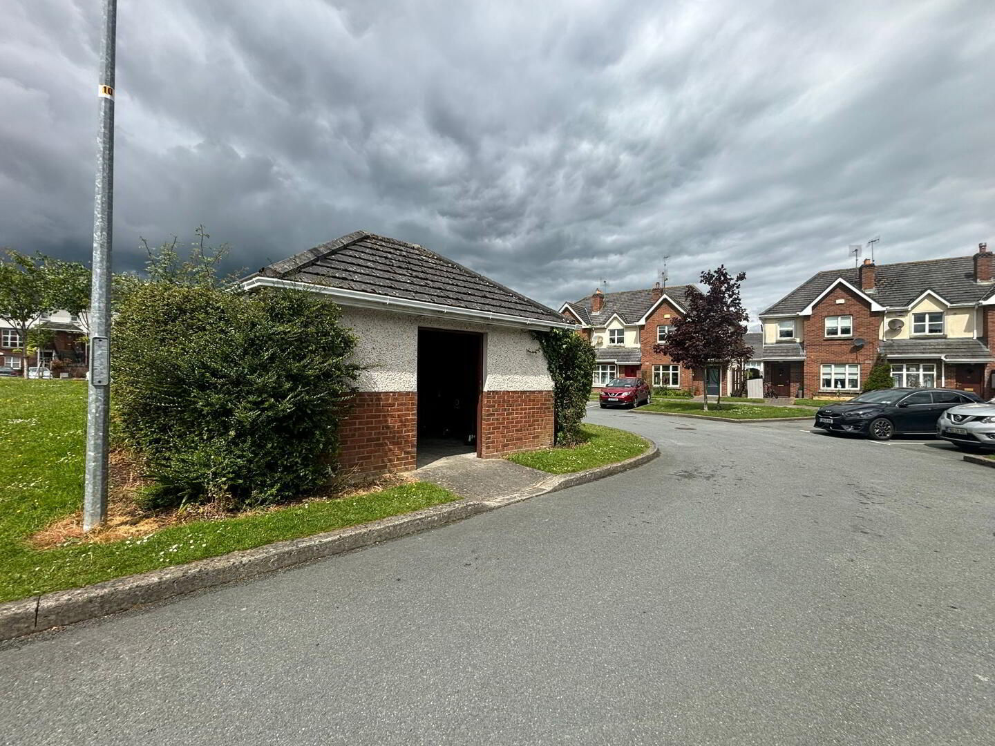 19 The Park, Martello Village 5 of 46