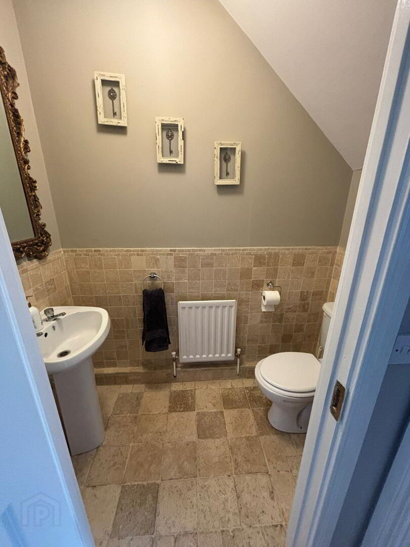 19 The Park, Martello Village 22 of 46
