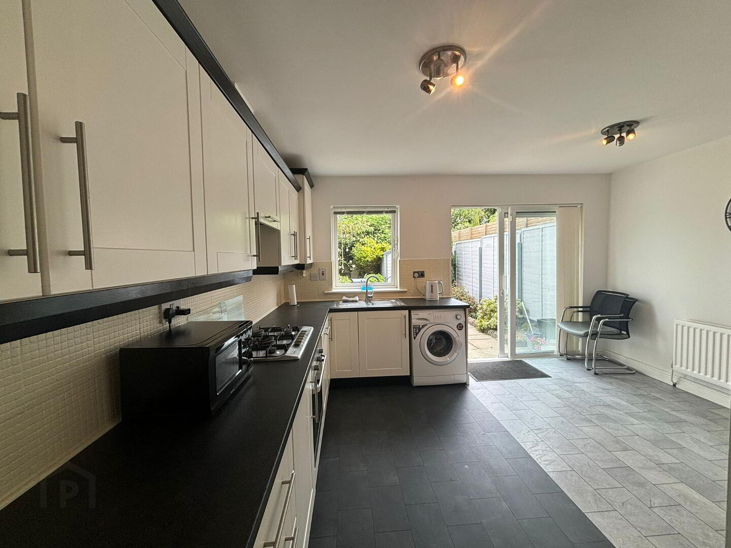 19 The Park, Martello Village 20 of 46