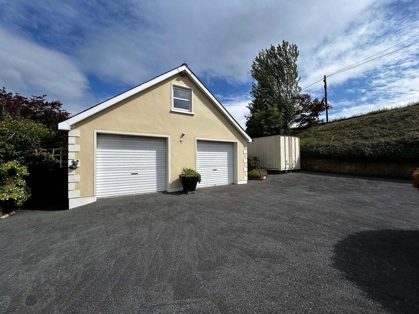 82 Landahussey Road 27 of 40