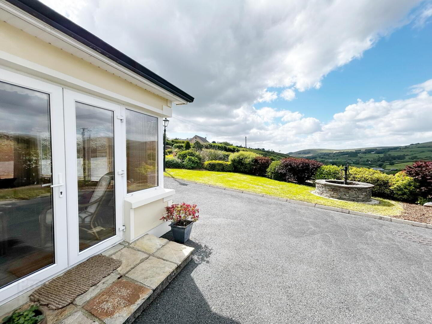82 Landahussey Road 25 of 40