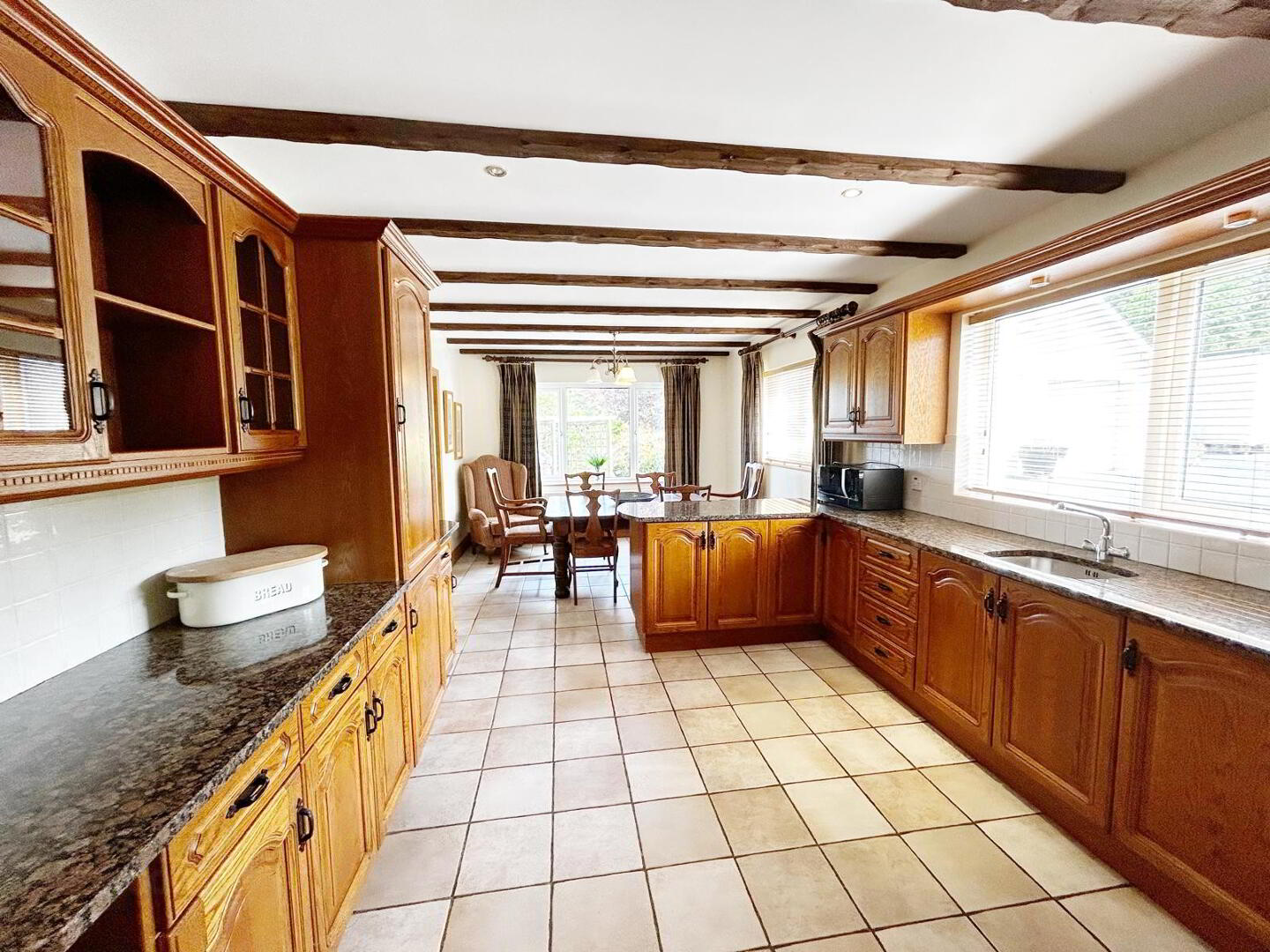 82 Landahussey Road 9 of 40