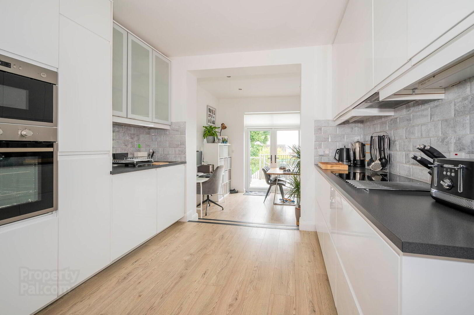 116 Serpentine Road 11 of 30