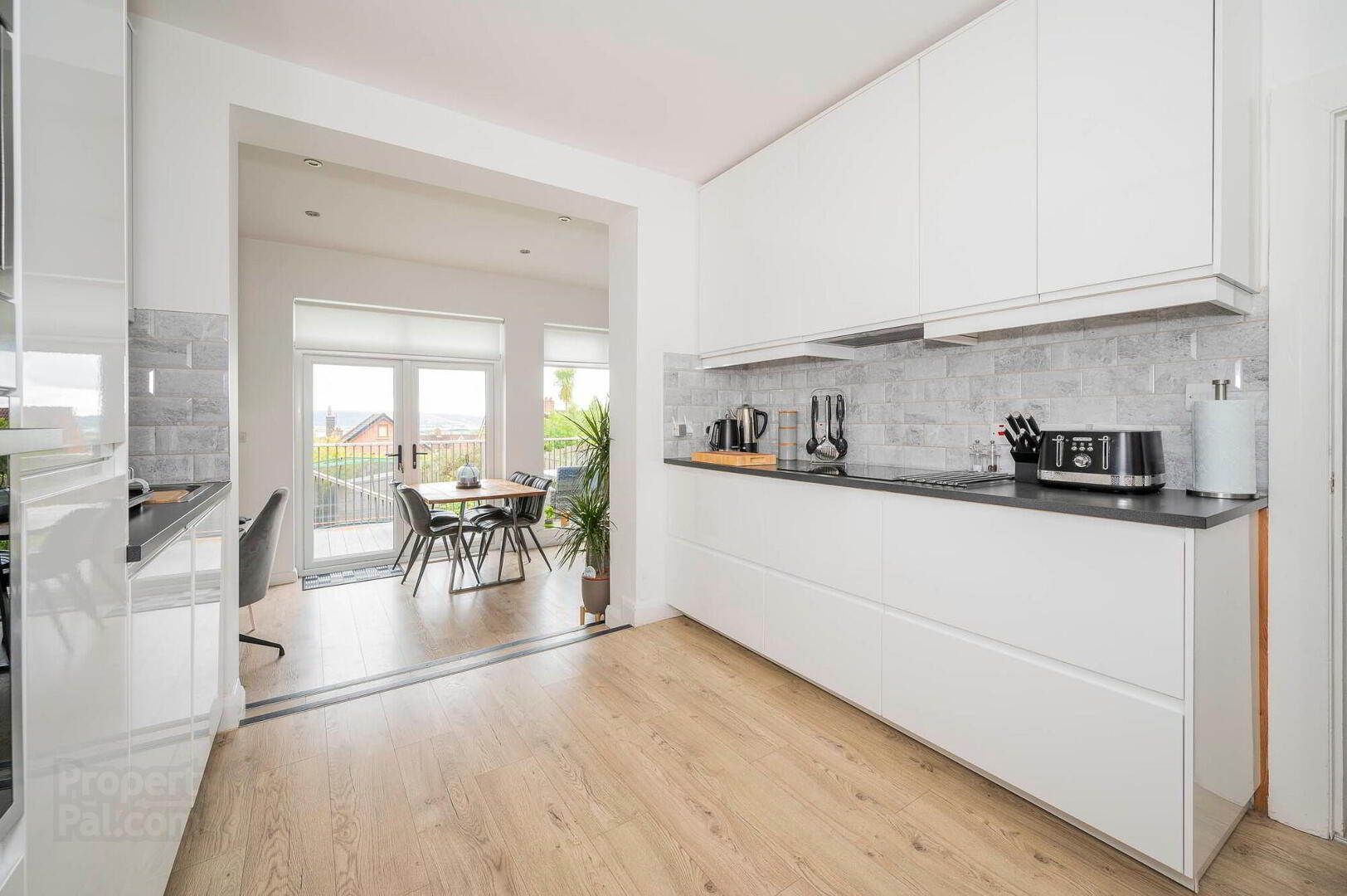 116 Serpentine Road 12 of 30