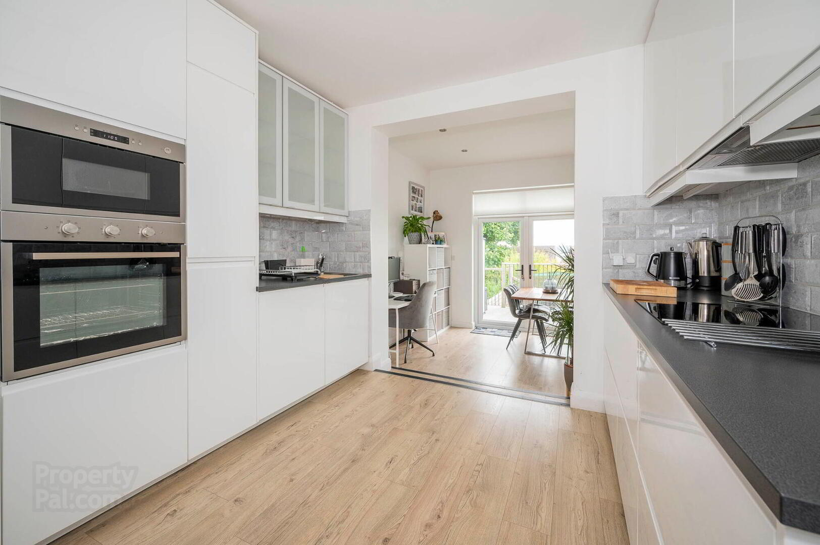 116 Serpentine Road 13 of 30