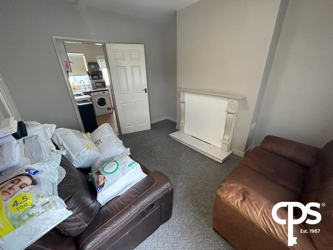 36 Brownlow Terrace 5 of 12