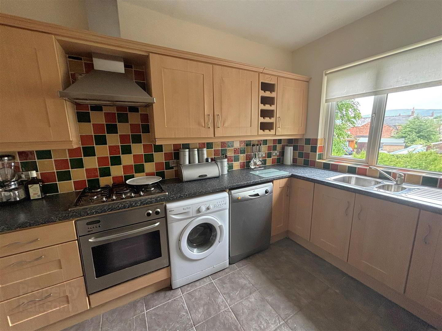 Apt 5 Ardelia House, 3 Chichester Park South 9 of 18