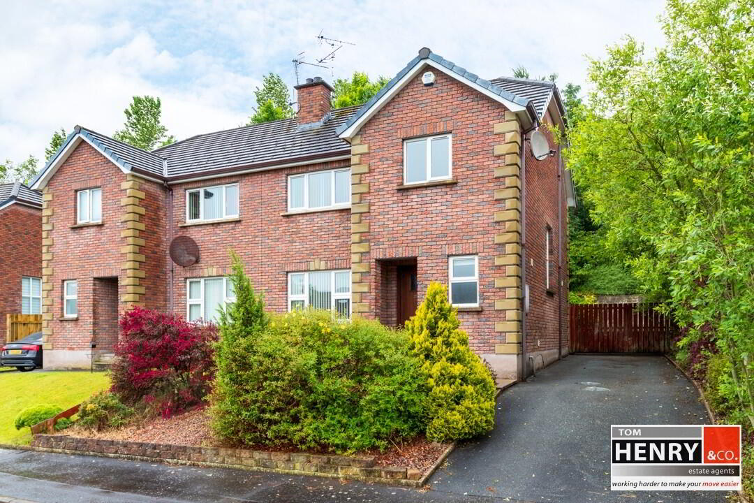 32 Bushvale, Bush Road, Dungannon