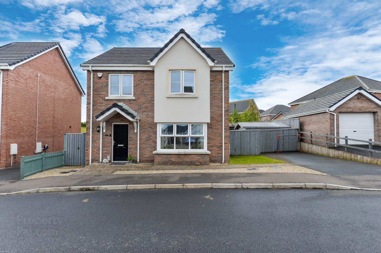 2 Millreagh Grove