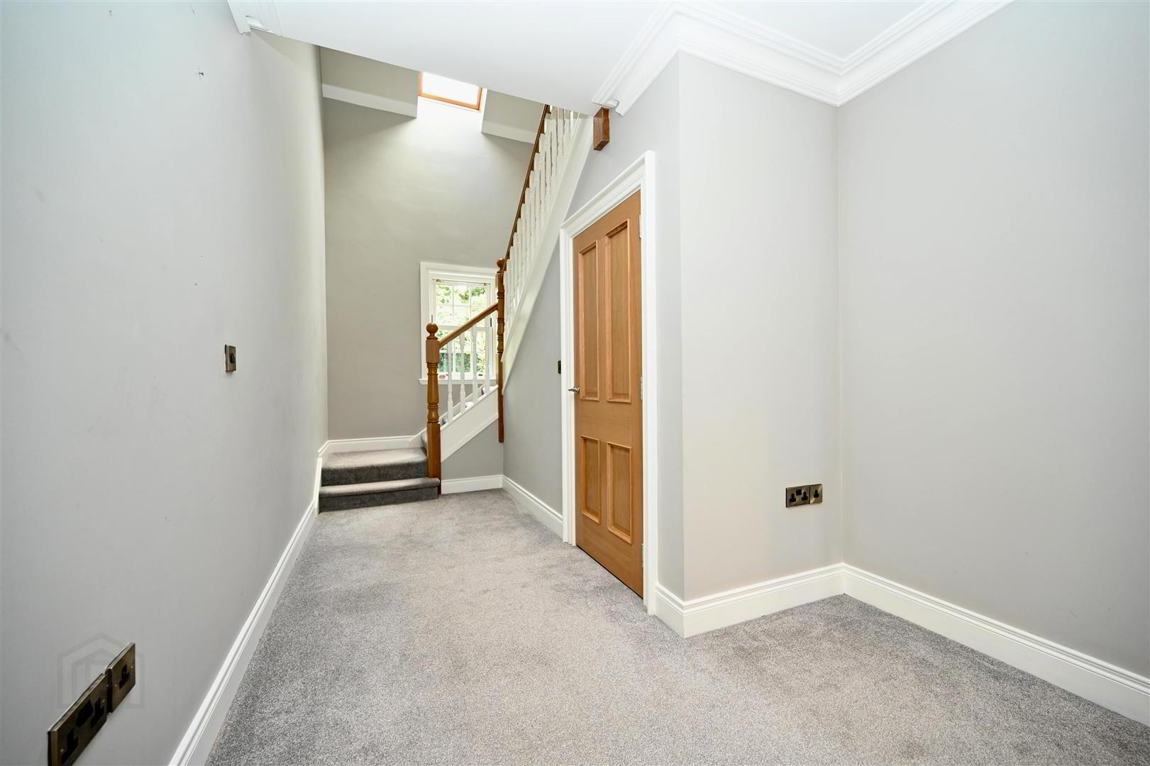 Apt 20, 6 Danesfort Park North 16 of 31