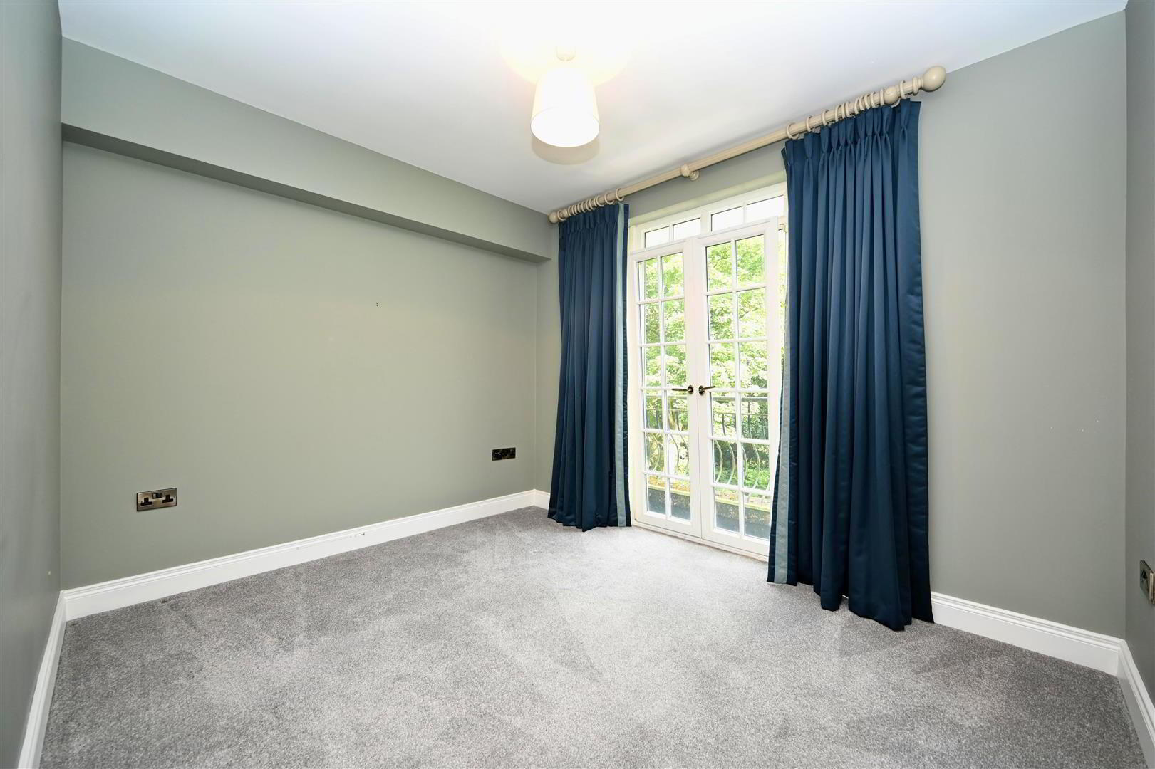 Apt 20, 6 Danesfort Park North 11 of 31