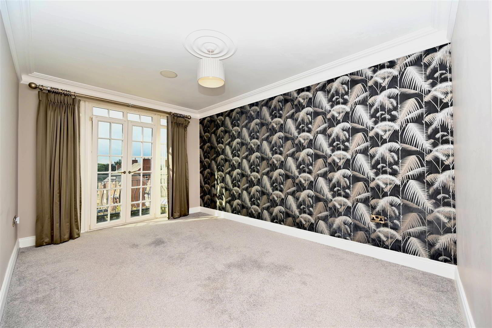 Apt 20, 6 Danesfort Park North 10 of 31