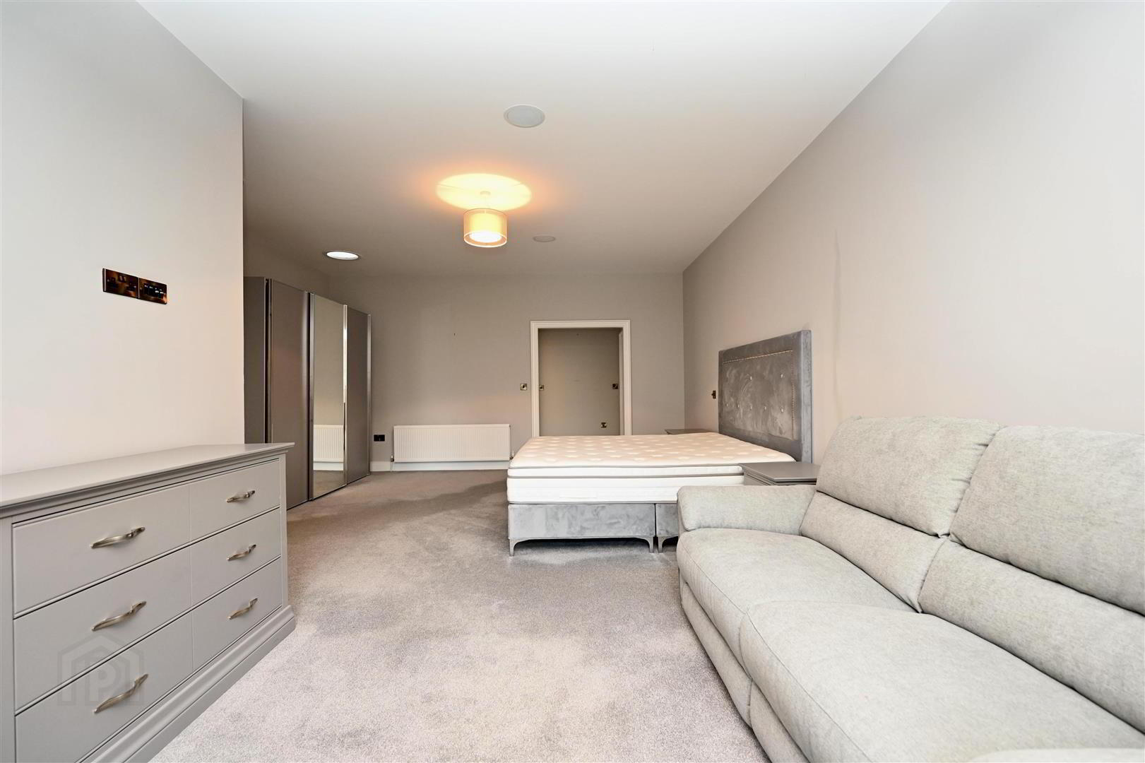 Apt 20, 6 Danesfort Park North 24 of 31