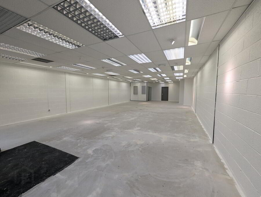 31-33 Broughshane Street 5 of 5