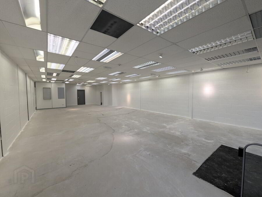 31-33 Broughshane Street 4 of 5