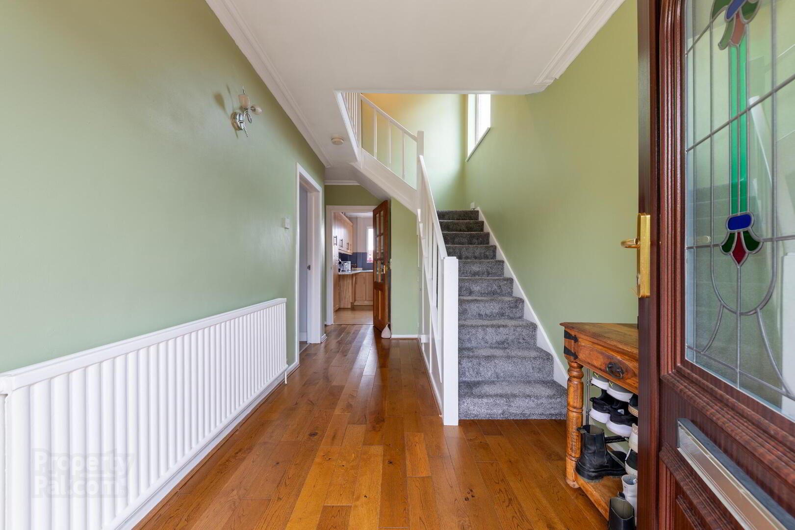 53 Roddens Crescent 5 of 29
