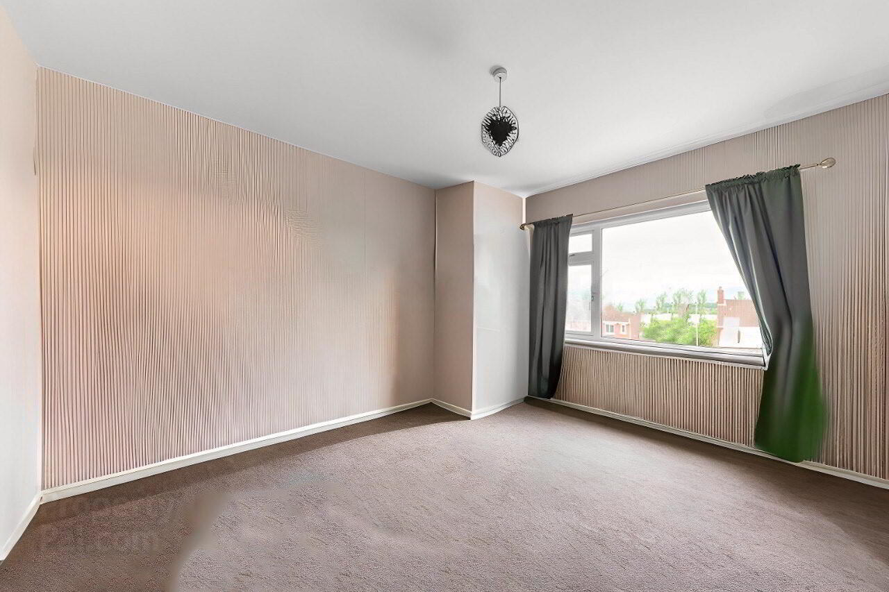53 Roddens Crescent 19 of 29