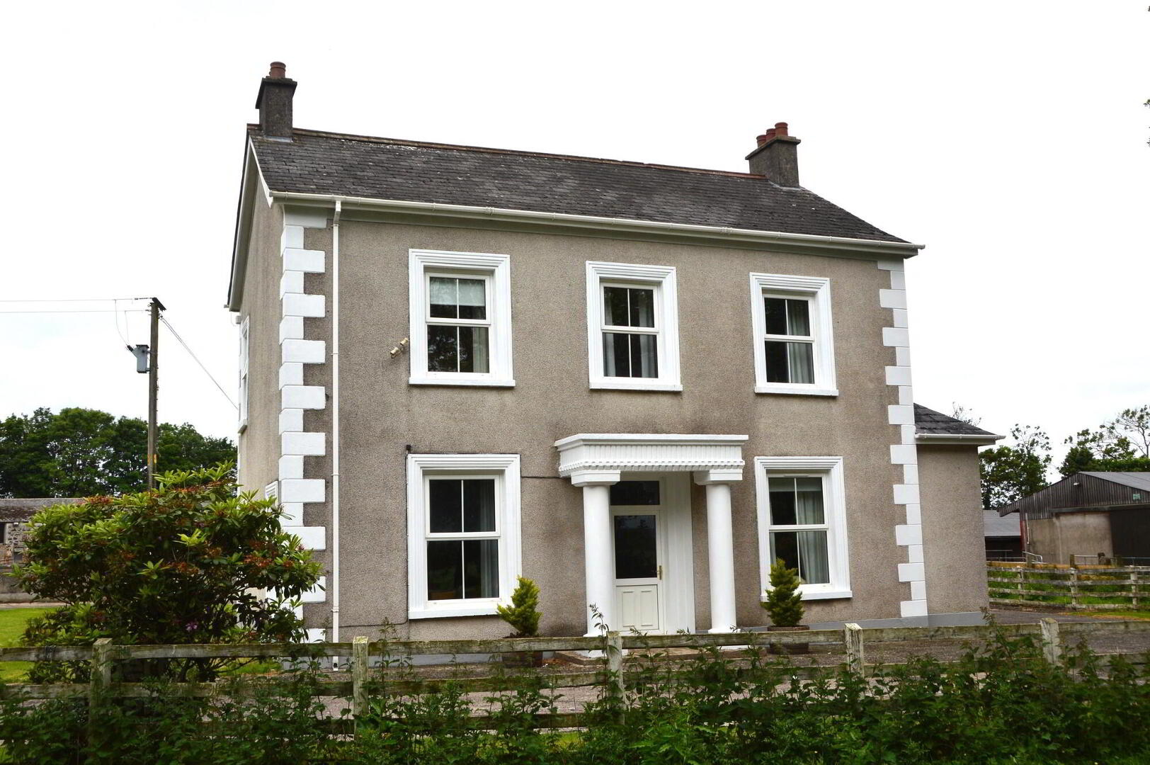 Curragh House, 106 Curragh Road