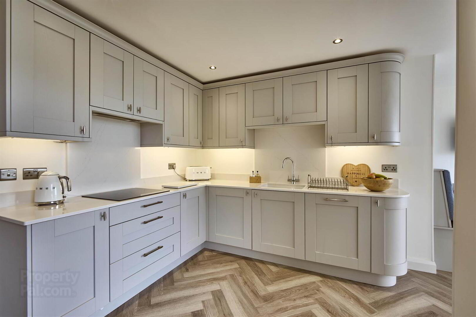 Apt 3 Clifdene, 82-84 Seacliff Road 10 of 24