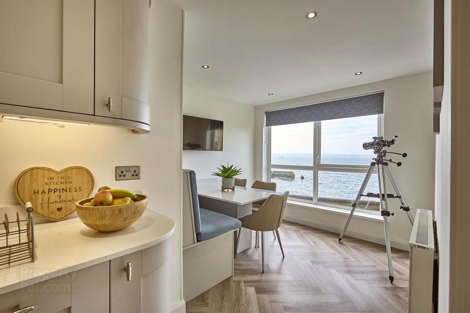Apt 3 Clifdene, 82-84 Seacliff Road 6 of 24