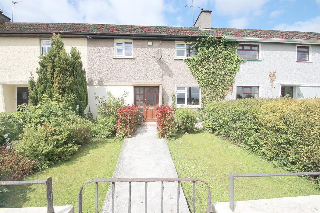 64 Pearse Park