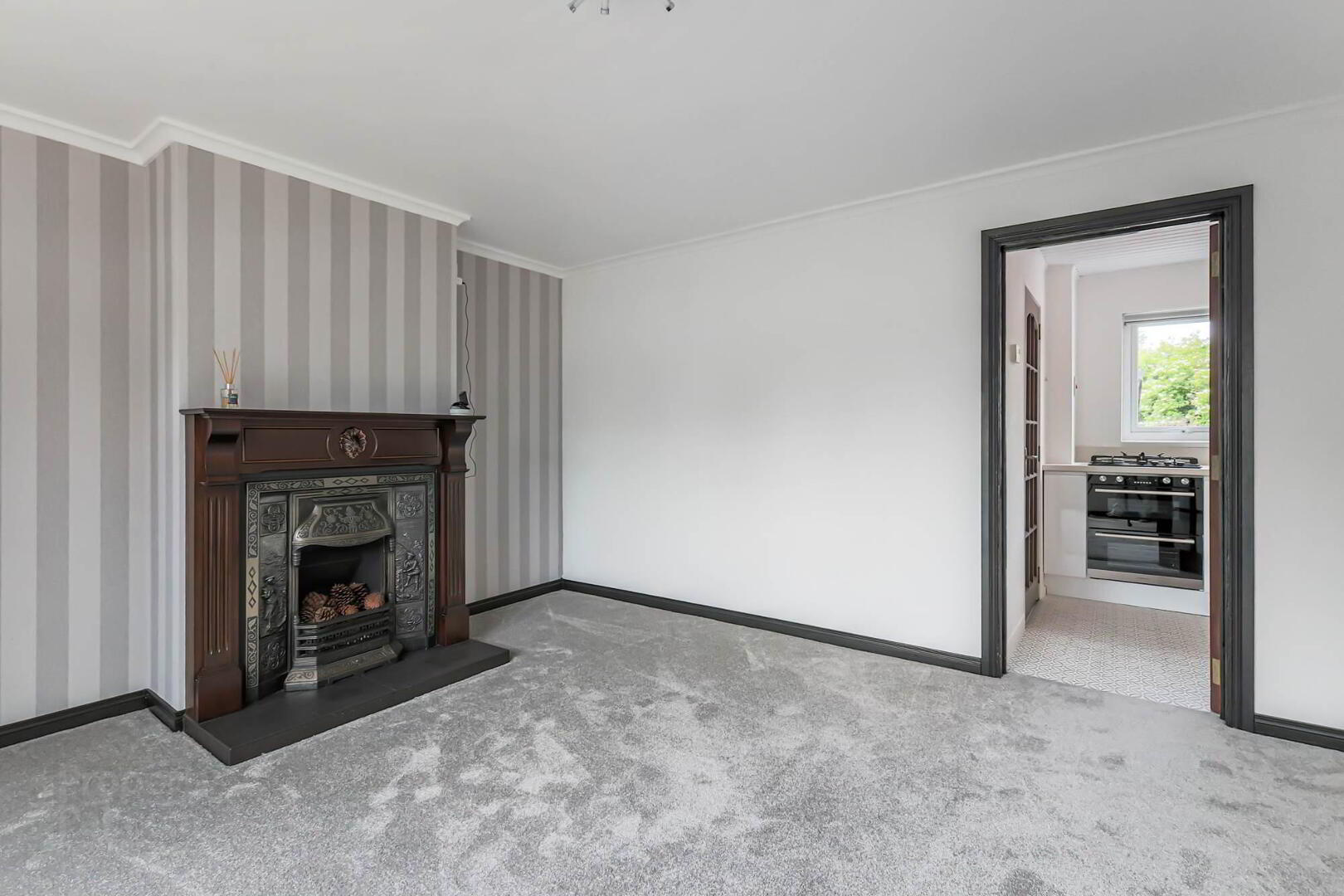 22 Park Crescent 5 of 15