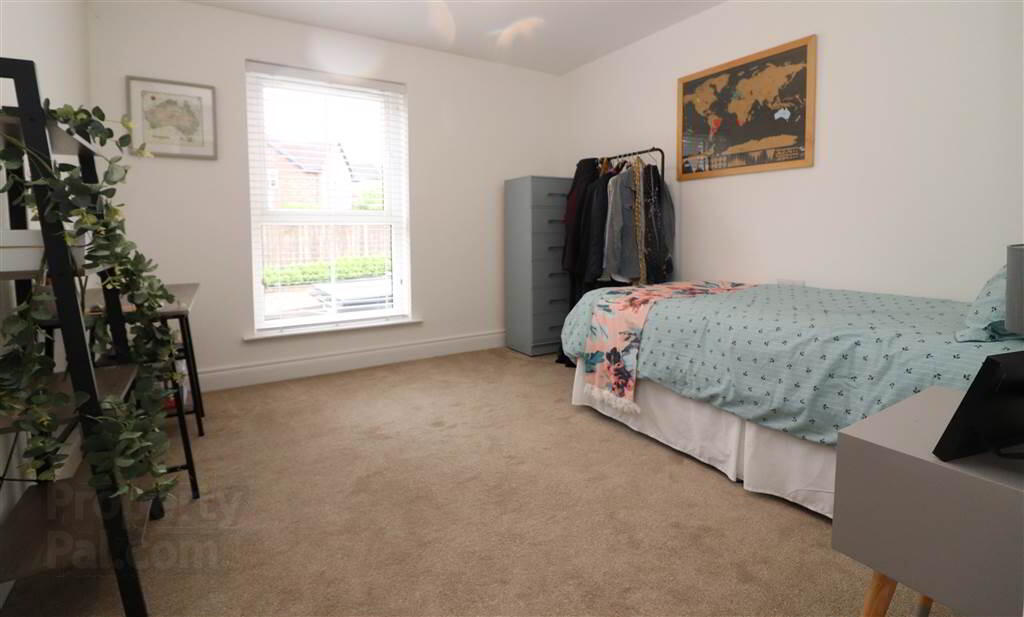 3, 15 Ballantine Square 10 of 14