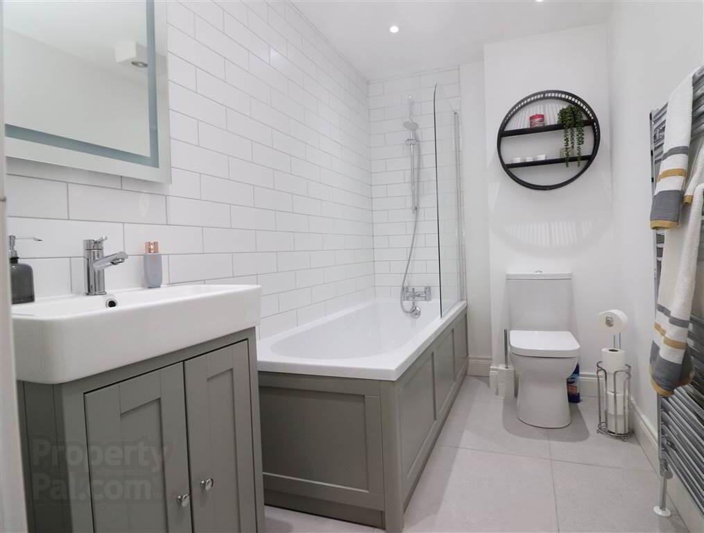3, 15 Ballantine Square 11 of 14