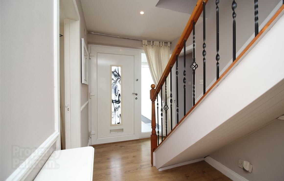 10 Woodlands Avenue 10 of 62