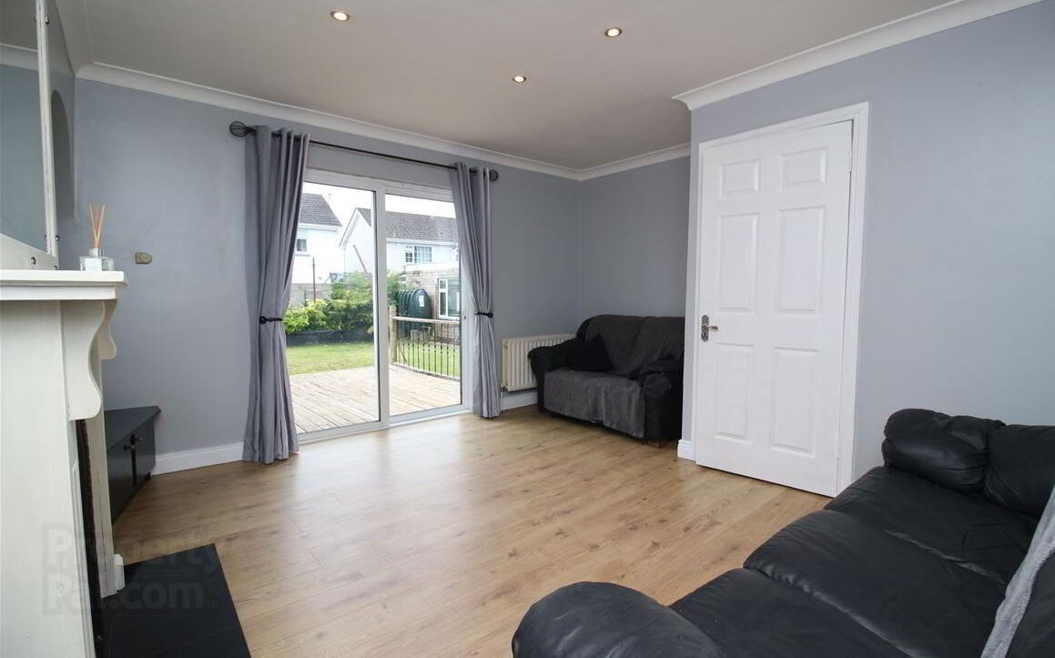 10 Woodlands Avenue 22 of 62