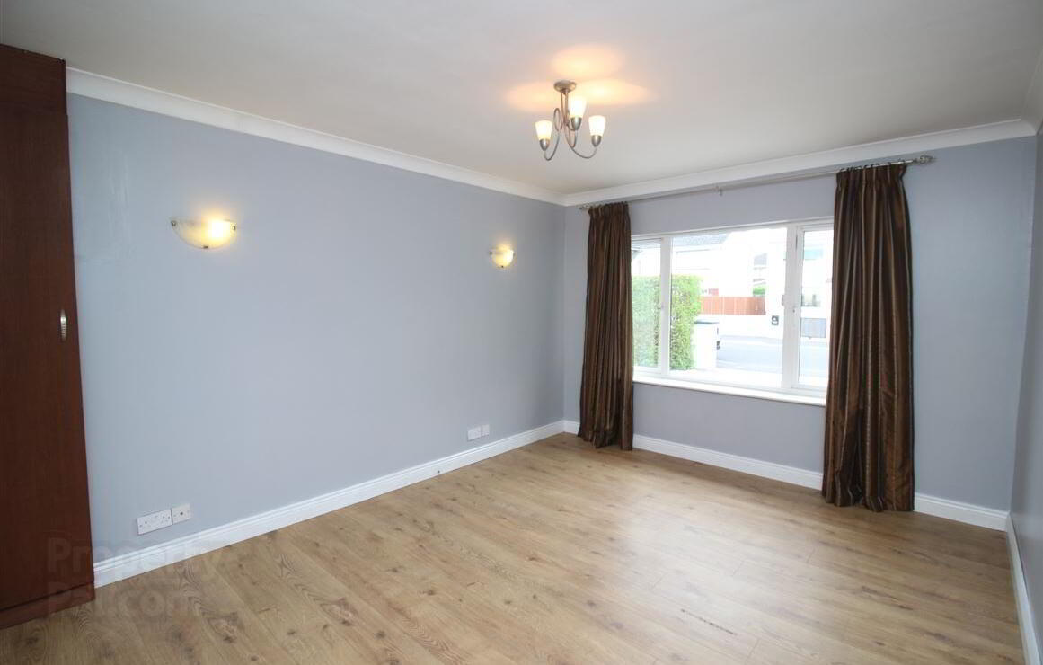 10 Woodlands Avenue 29 of 62