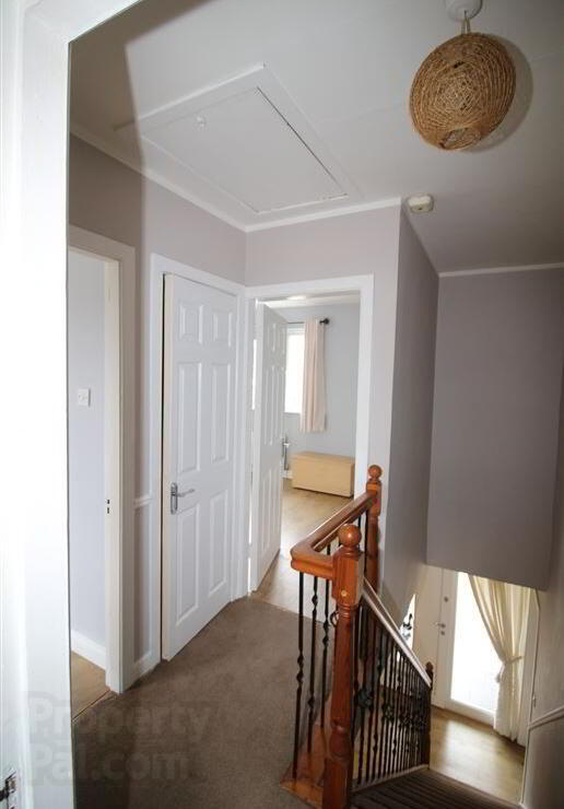 10 Woodlands Avenue 54 of 62