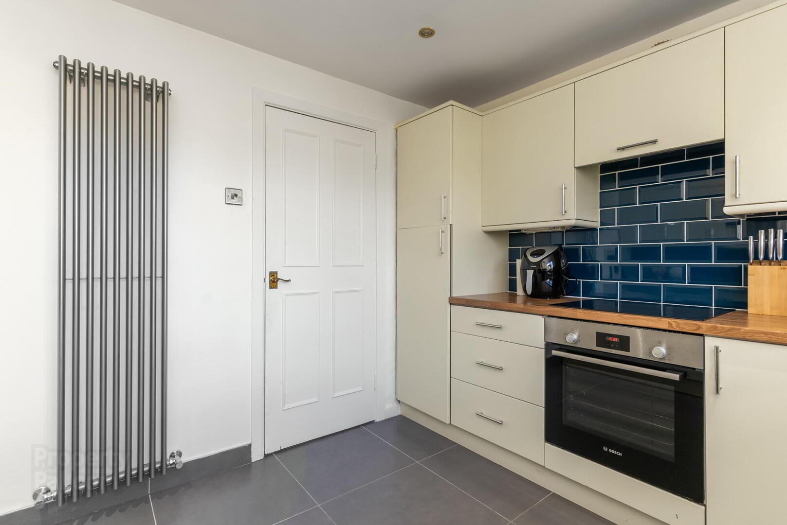 Apt 4 Deramore Court, 77 Deramore Park South 10 of 20