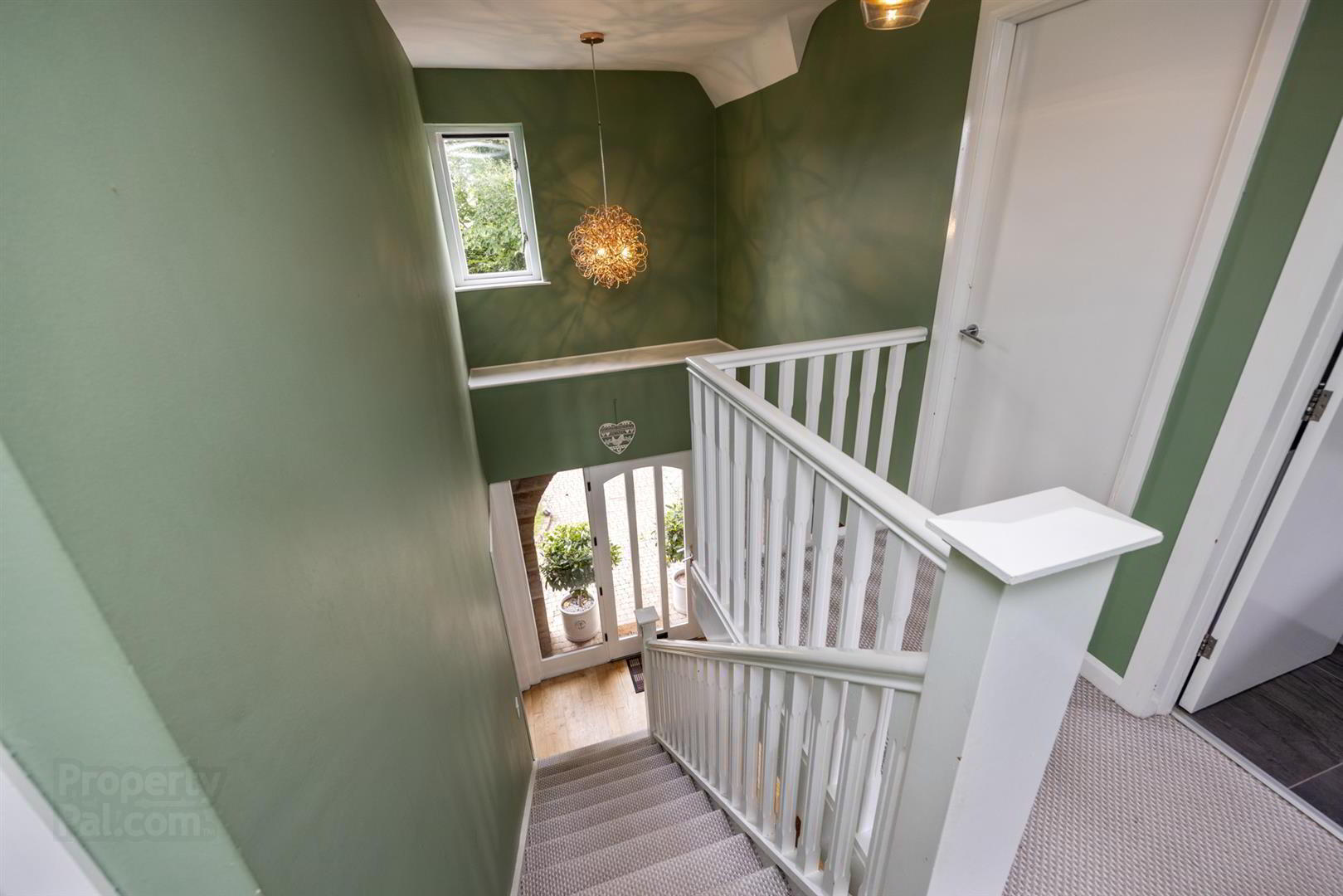27 Lynda Avenue 14 of 25