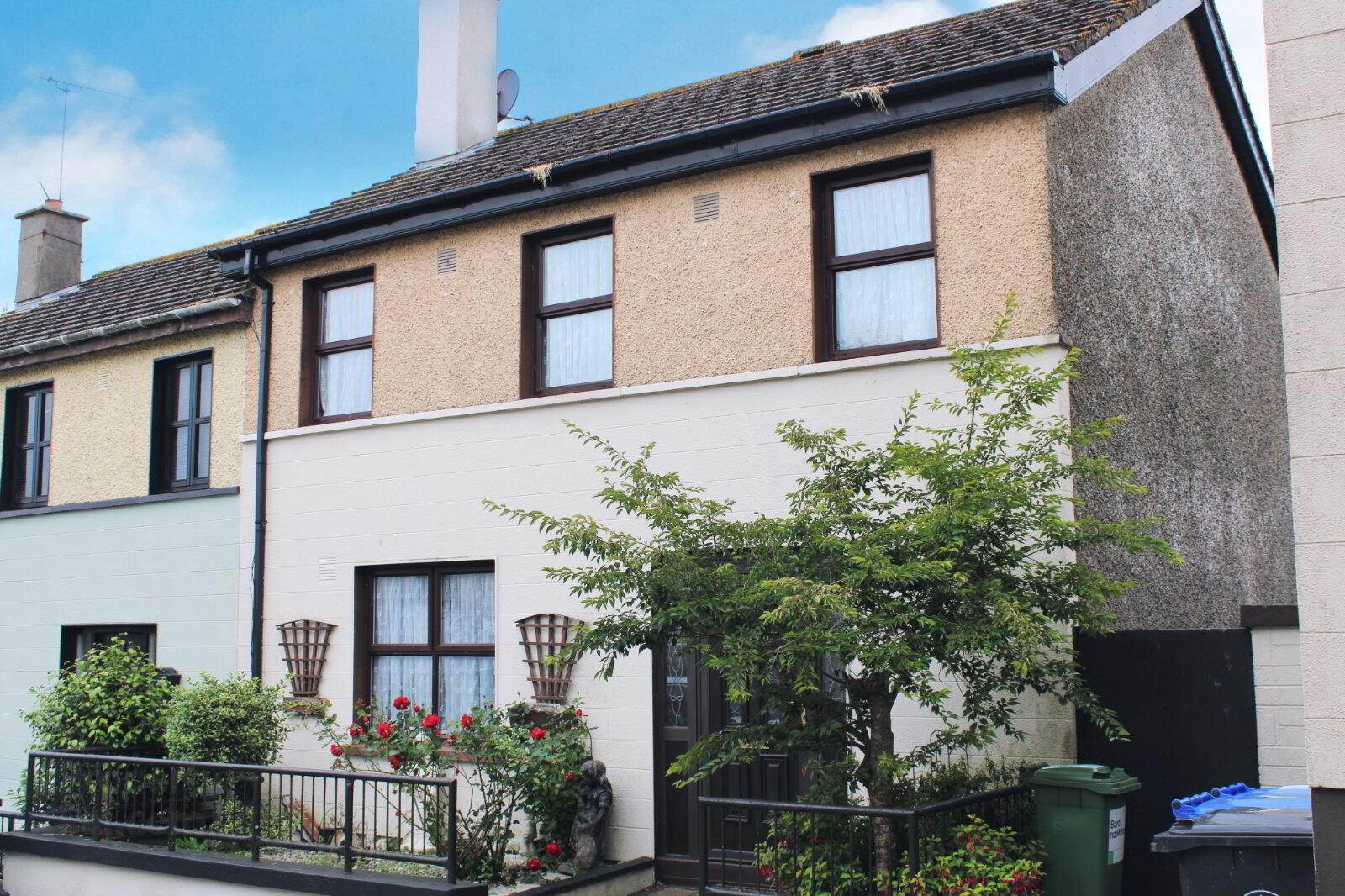 22 Croke Avenue 1 of 12