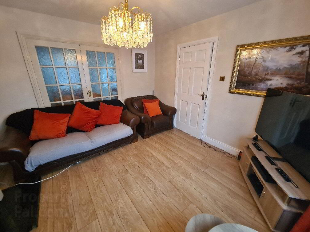 22 Croke Avenue 4 of 12