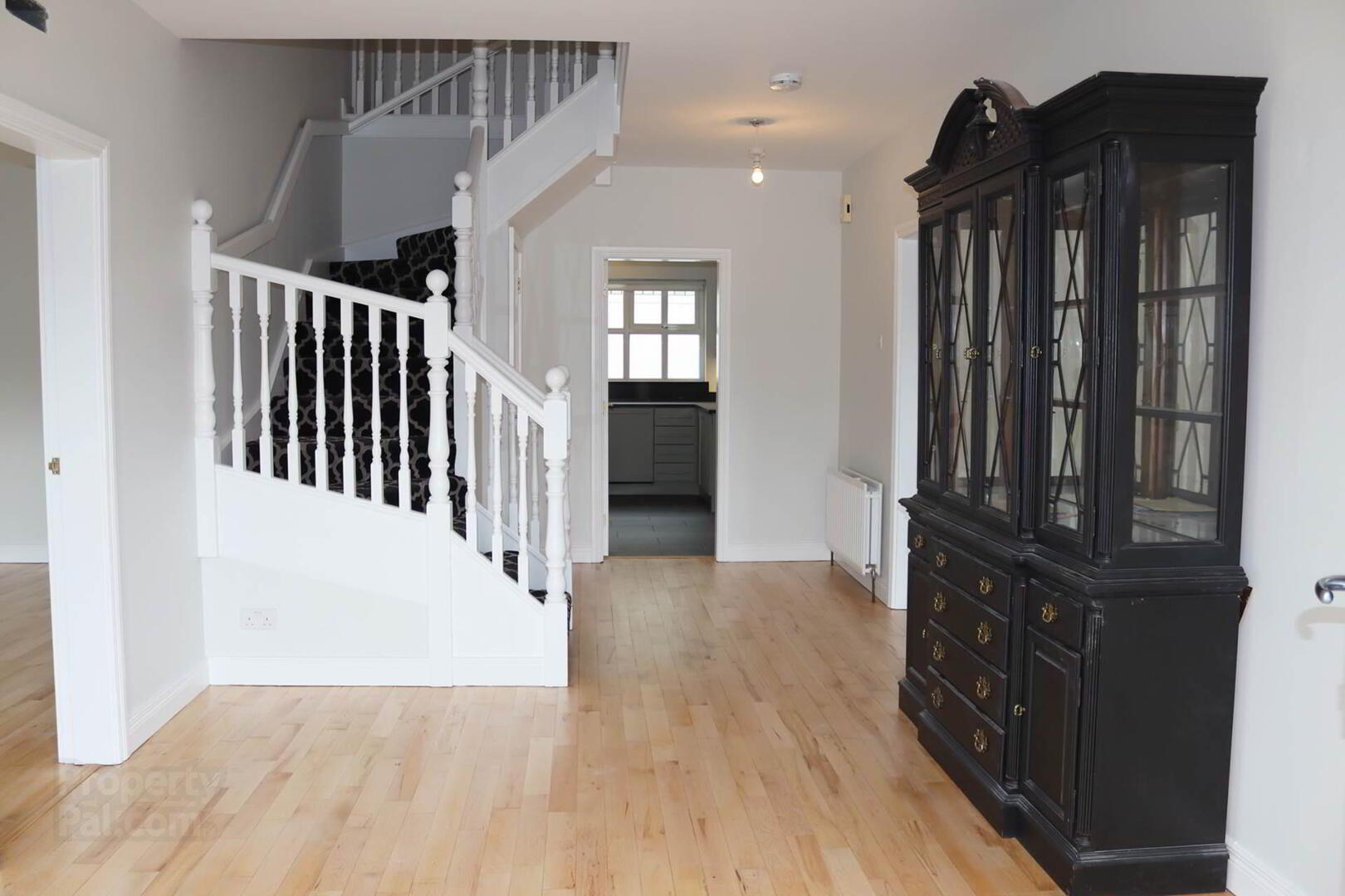 18 Ramoan Avenue 3 of 29
