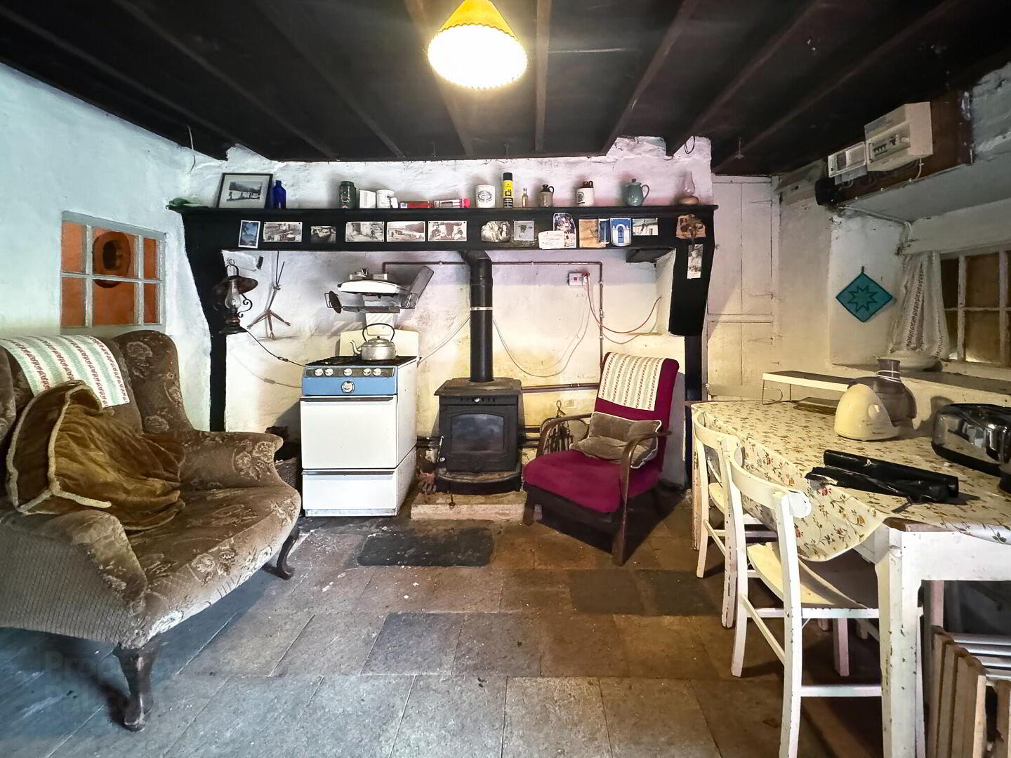 Rock Cottage, 70 Springhill Road 8 of 23