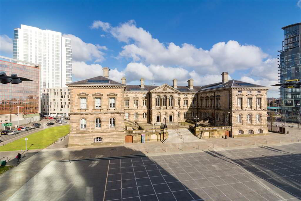 35 Custom House Square, 2 Ulster Street 18 of 19